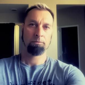 Meet your Posher, Christian